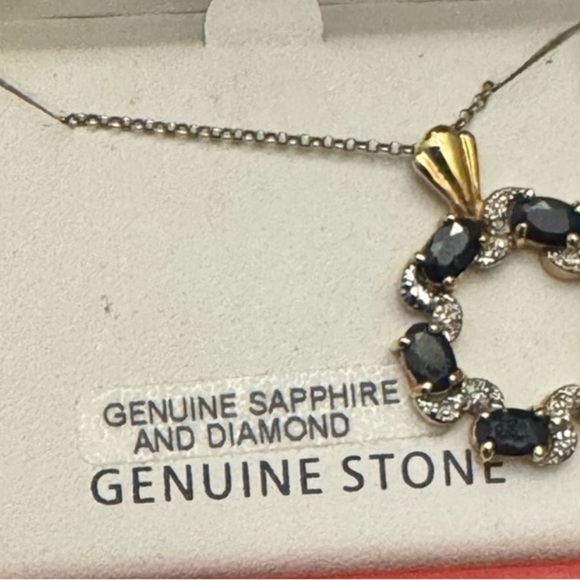 Elegant Sapphire and Diamond Pendant Necklace - Picture 2 of 6